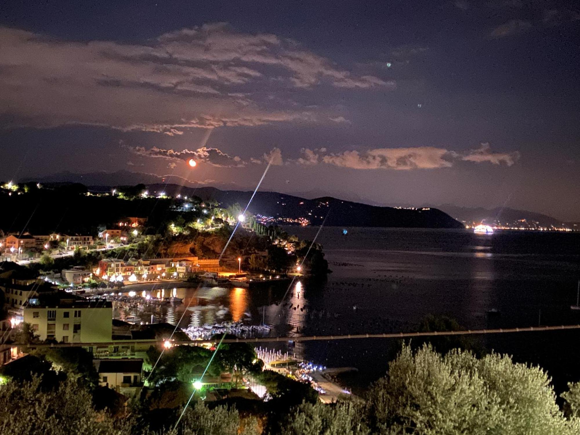 Casemaggi Sea View Terrace Apartment *